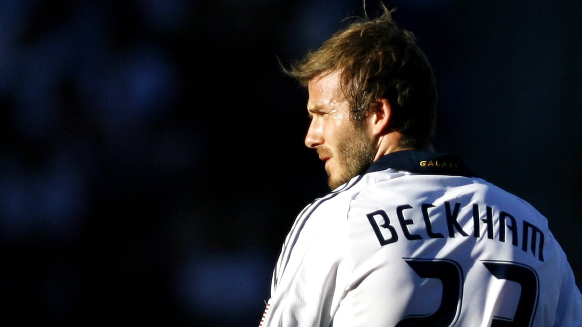 北欧寒夜中的英格兰铁闸,赖斯关键拦截助皇马逆境突围丹麦